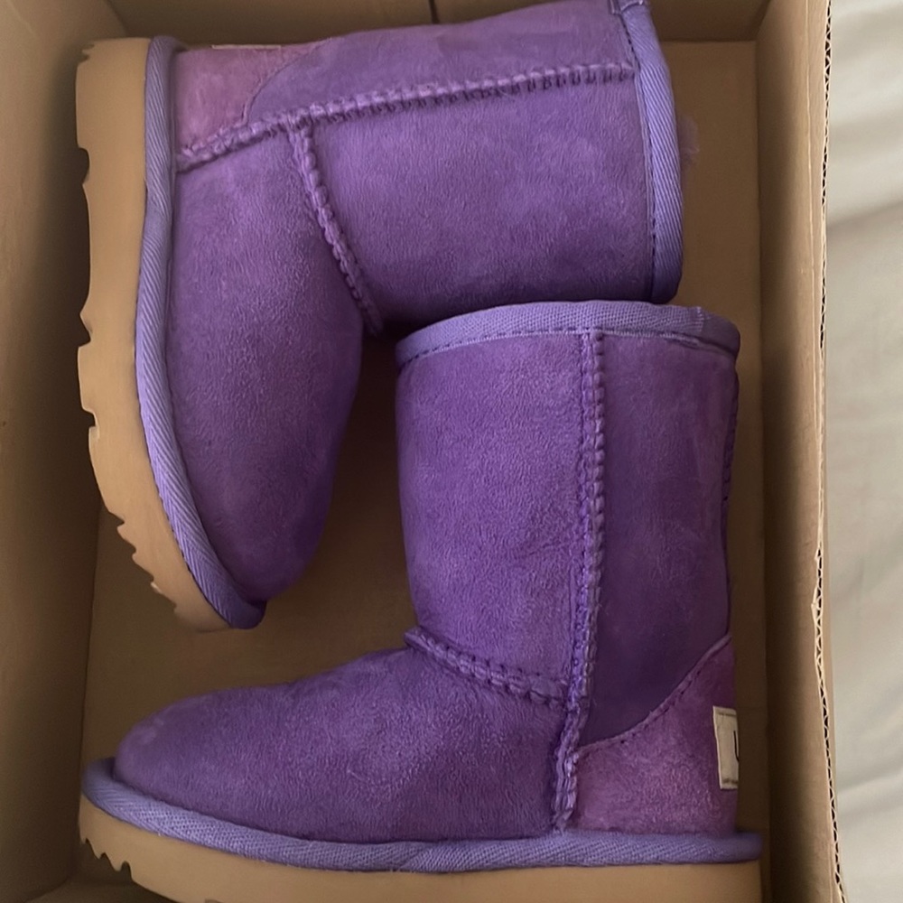 Ugg 6c